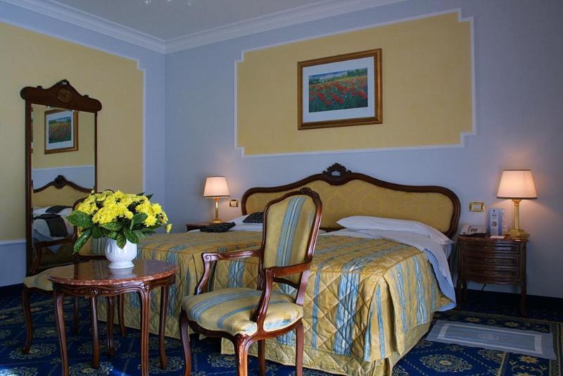 Grand Hotel Trieste & Victoria Αμπάνο Τέρμε Εξωτερικό φωτογραφία A room at the hotel