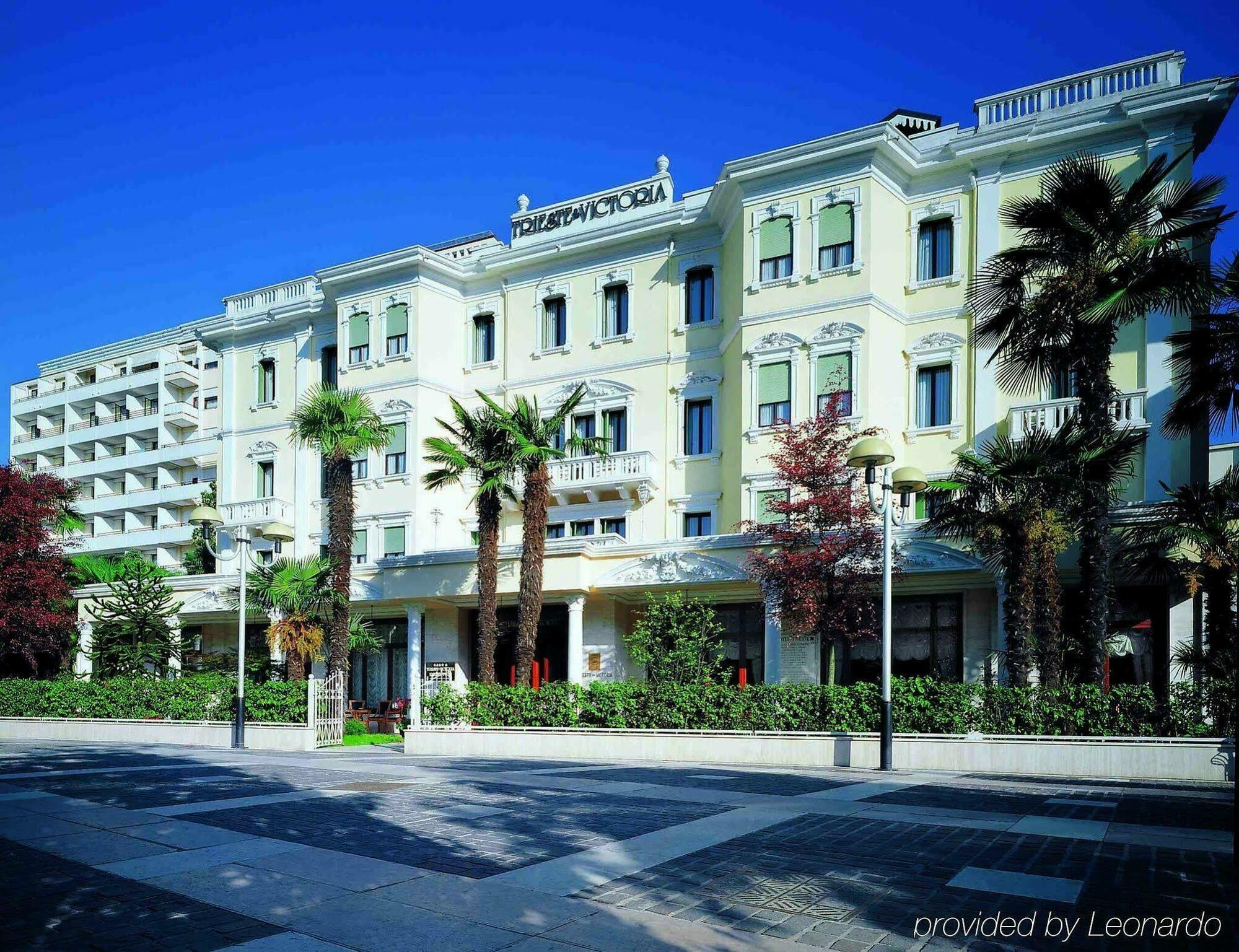 Grand Hotel Trieste & Victoria Αμπάνο Τέρμε Εξωτερικό φωτογραφία The hotel in 2008